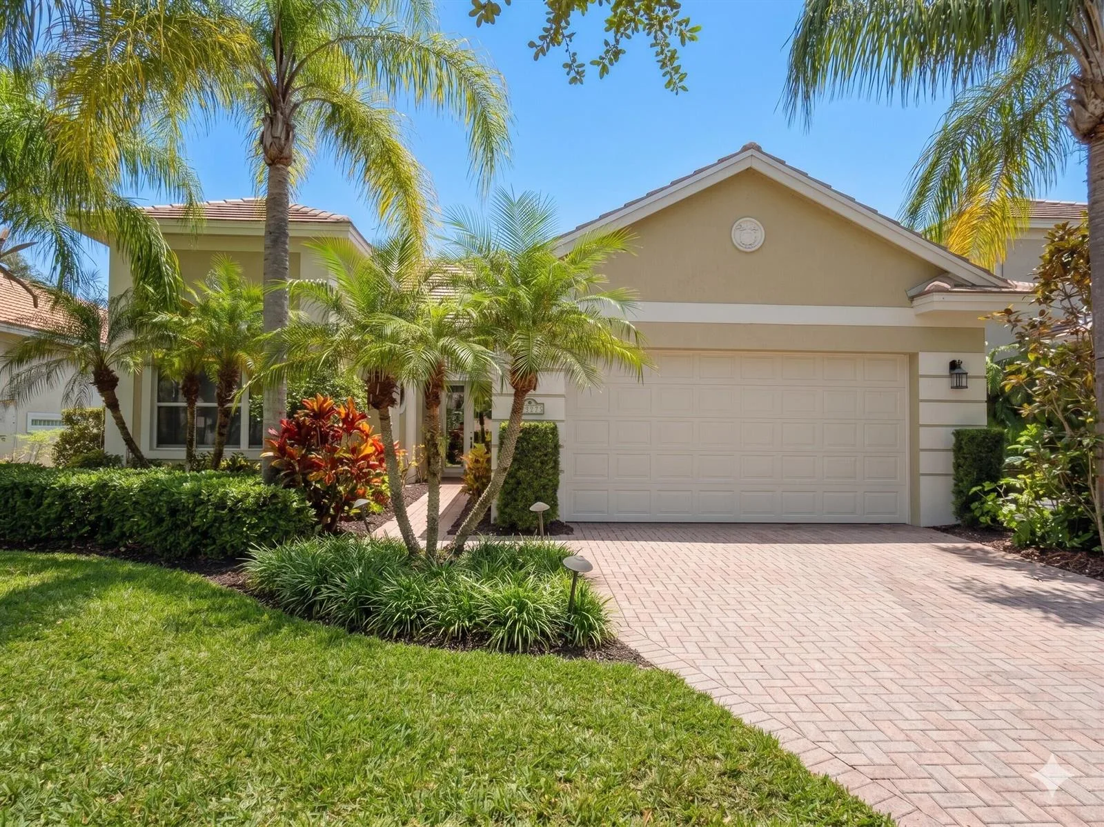 1237 River Reach Drive, Vero Beach, FL 32967