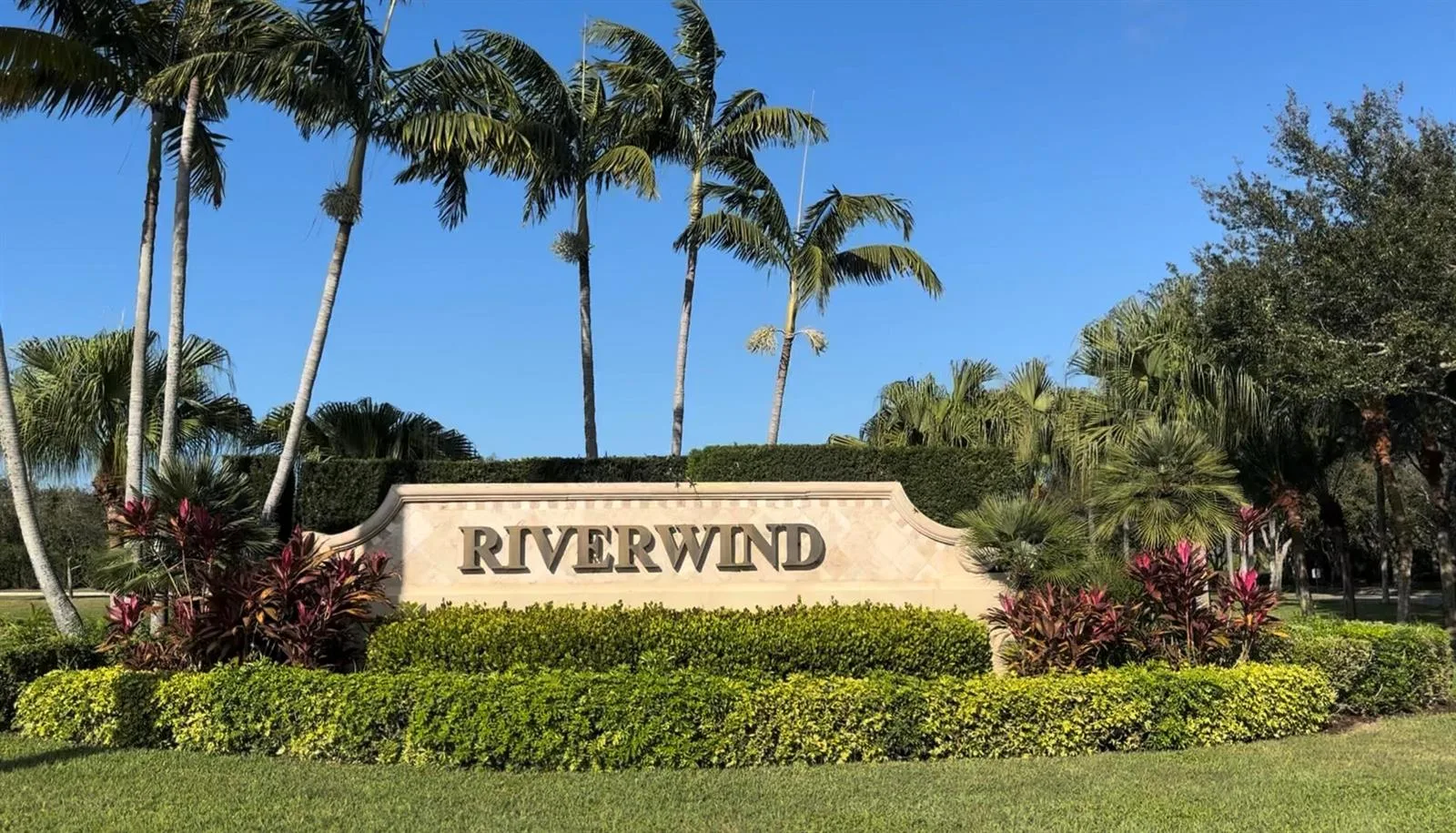 1237 River Reach Drive, Vero Beach, FL 32967 photo 2