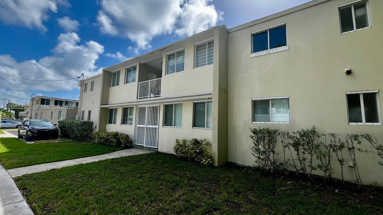 695 SW 11th St # 204, Miami, FL 33129