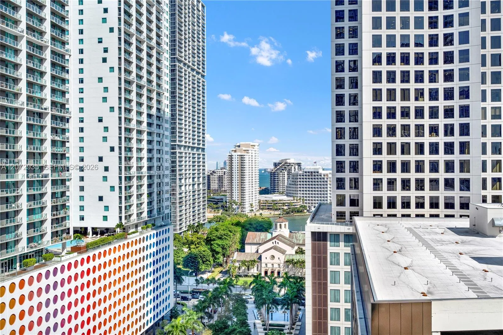 68 SE 6th St # 1207, Miami, FL 33131