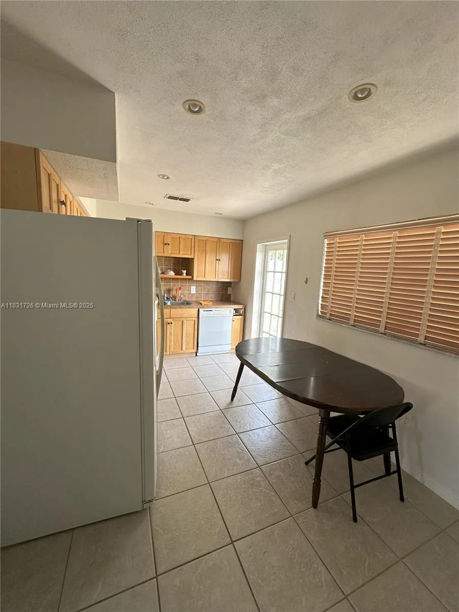 1732 Valencia Ave, Sebring, FL 33870 photo 5