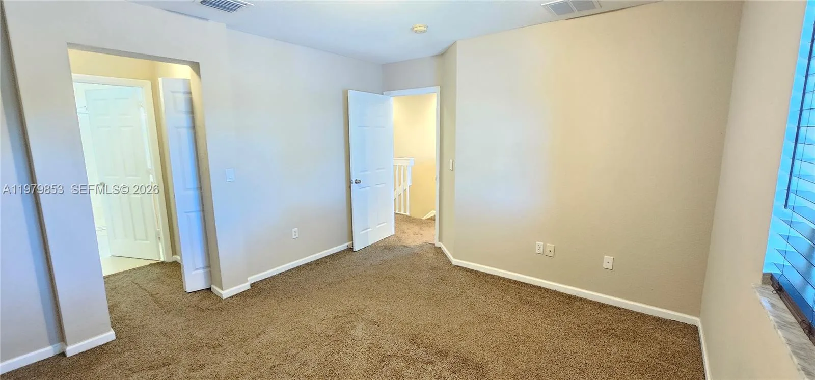 2014 Marsh Harbor Dr, Riviera Beach, FL 33404 photo 2