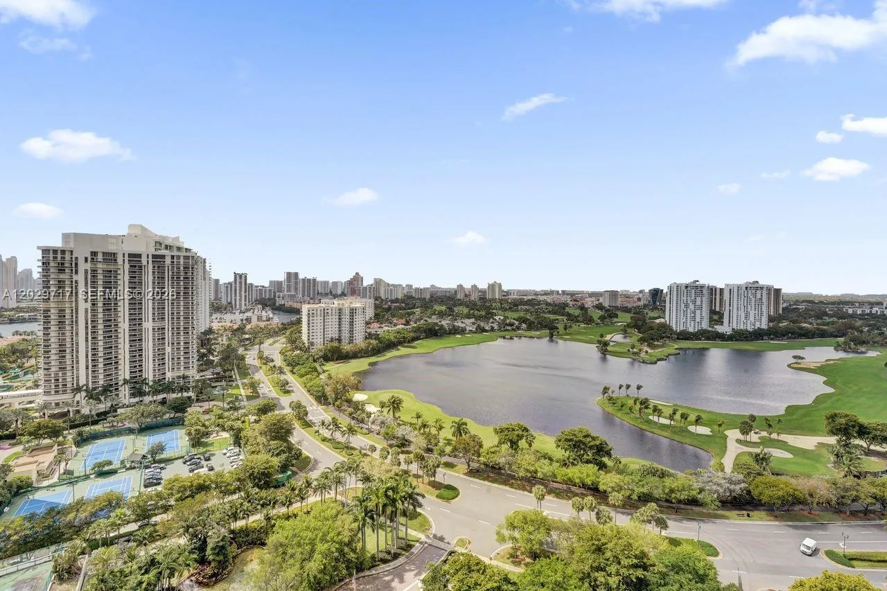 20281 E Country Club Dr # 2209, Aventura, FL 33180 photo 4