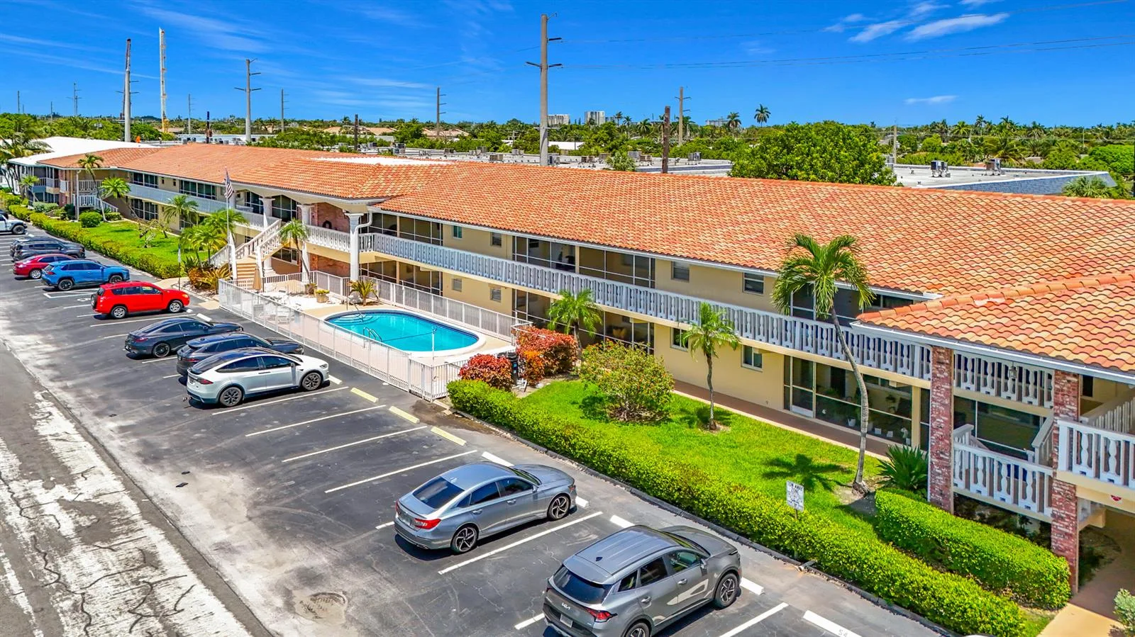 2121 NE 68th Street # 109, Fort Lauderdale, FL 33308 photo 2