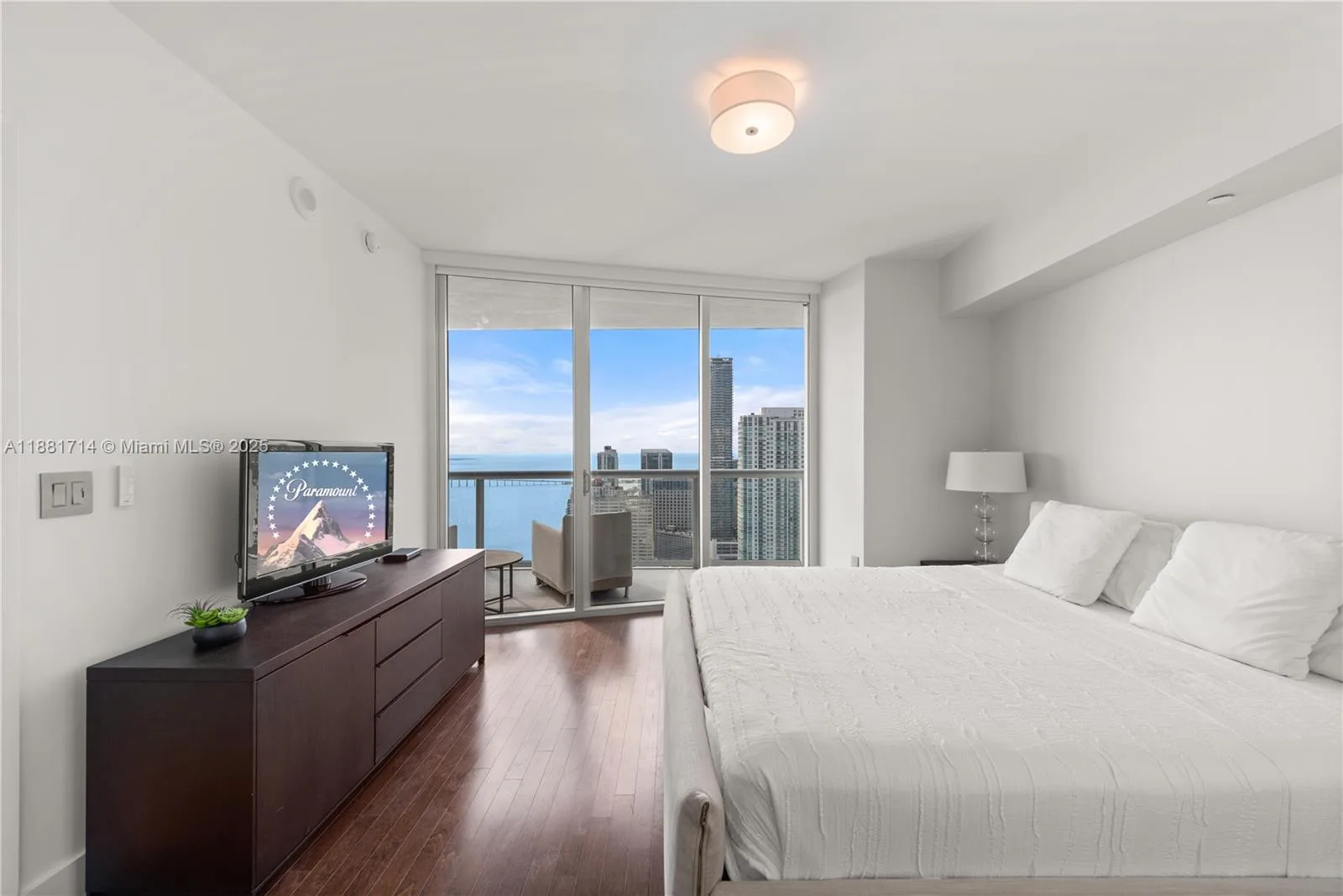 495 Brickell Ave # 5003, Miami, FL 33131 photo 11