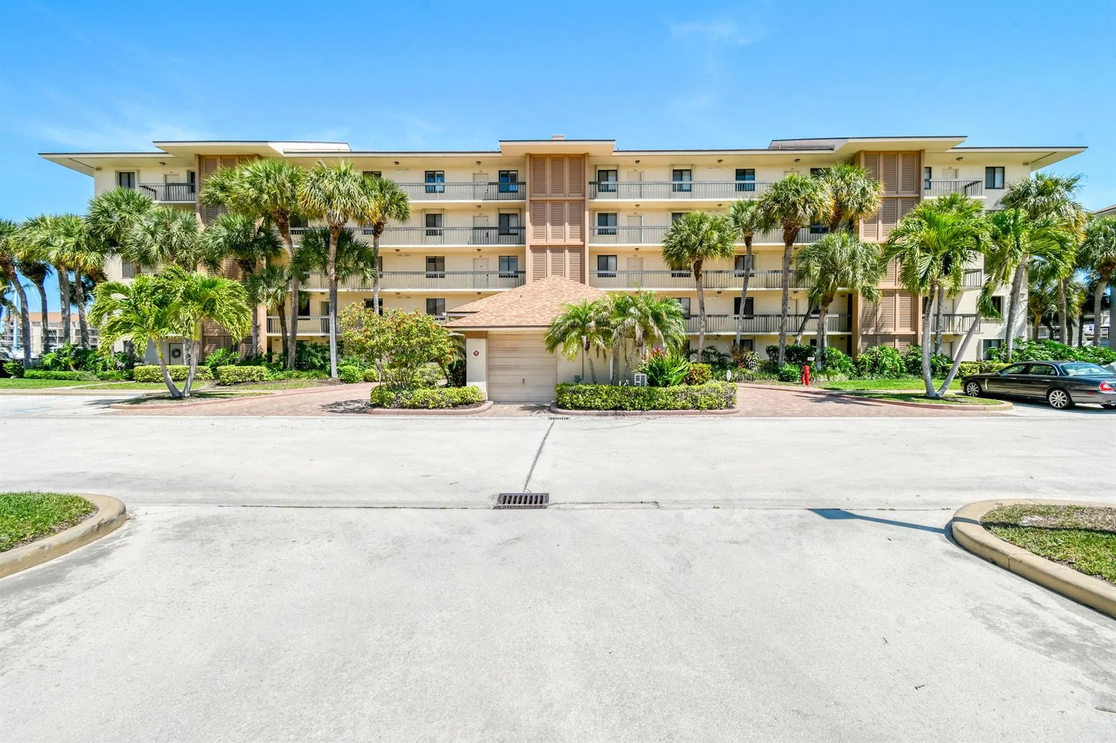 2401 Marina Isle Way # 503, Jupiter, FL 33477