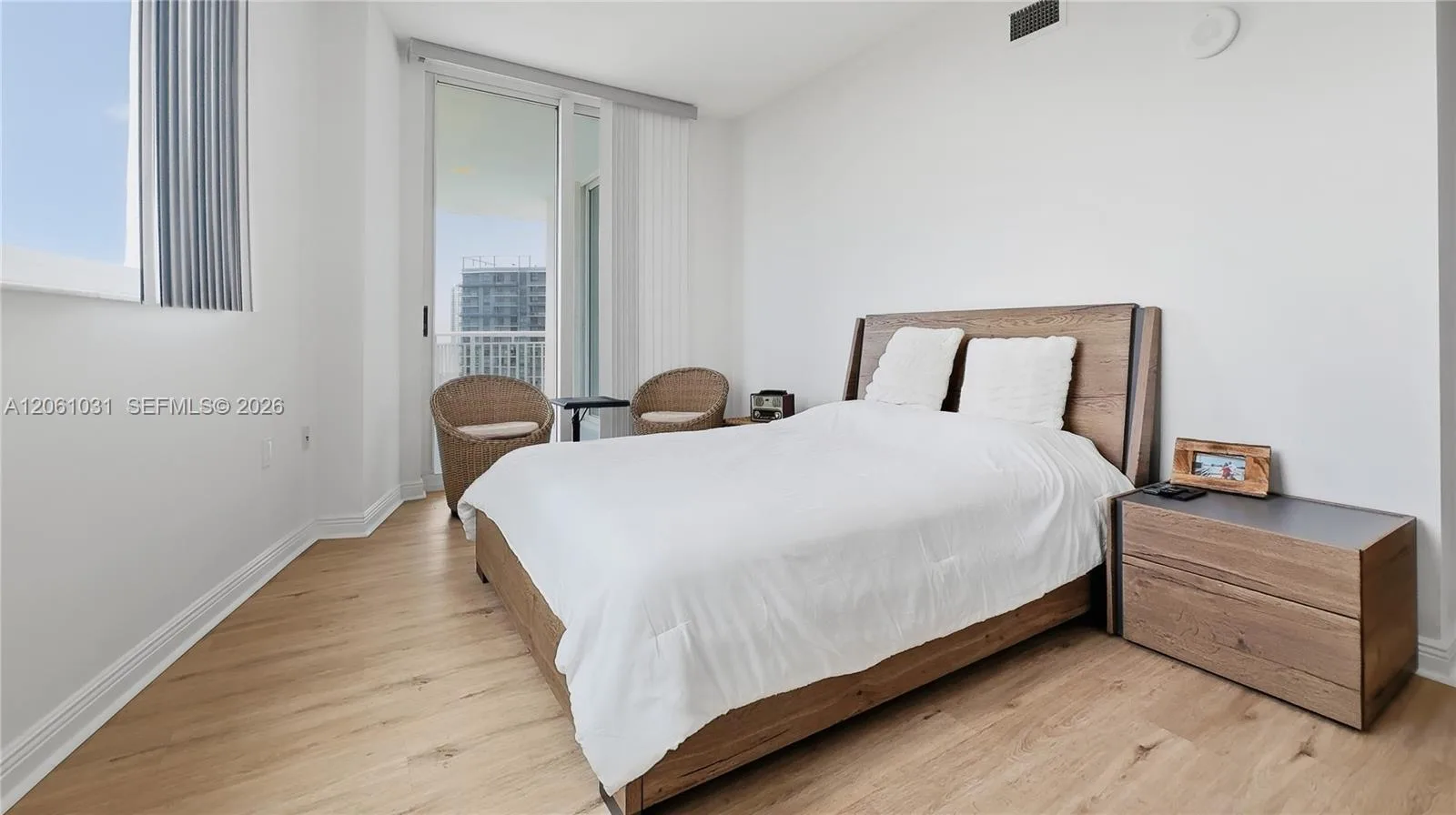 1755 E Hallandale Beach Blvd # 2303E, Hallandale Beach, FL 33009 photo 9
