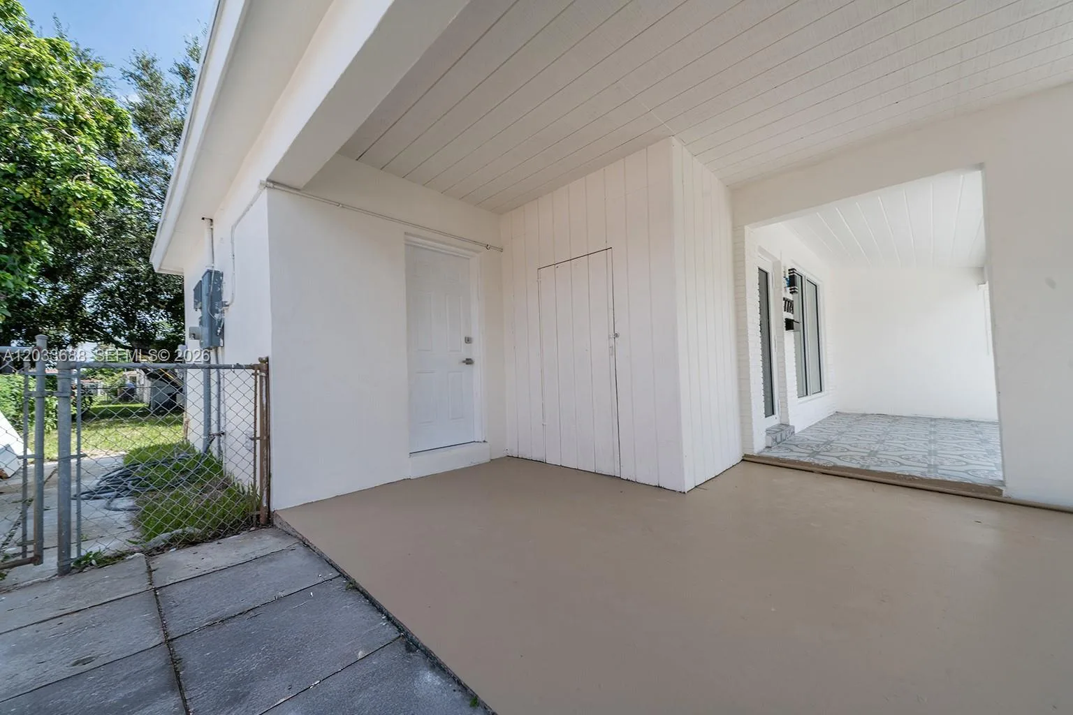 7721 Indigo St, Miramar, FL 33023 photo 2