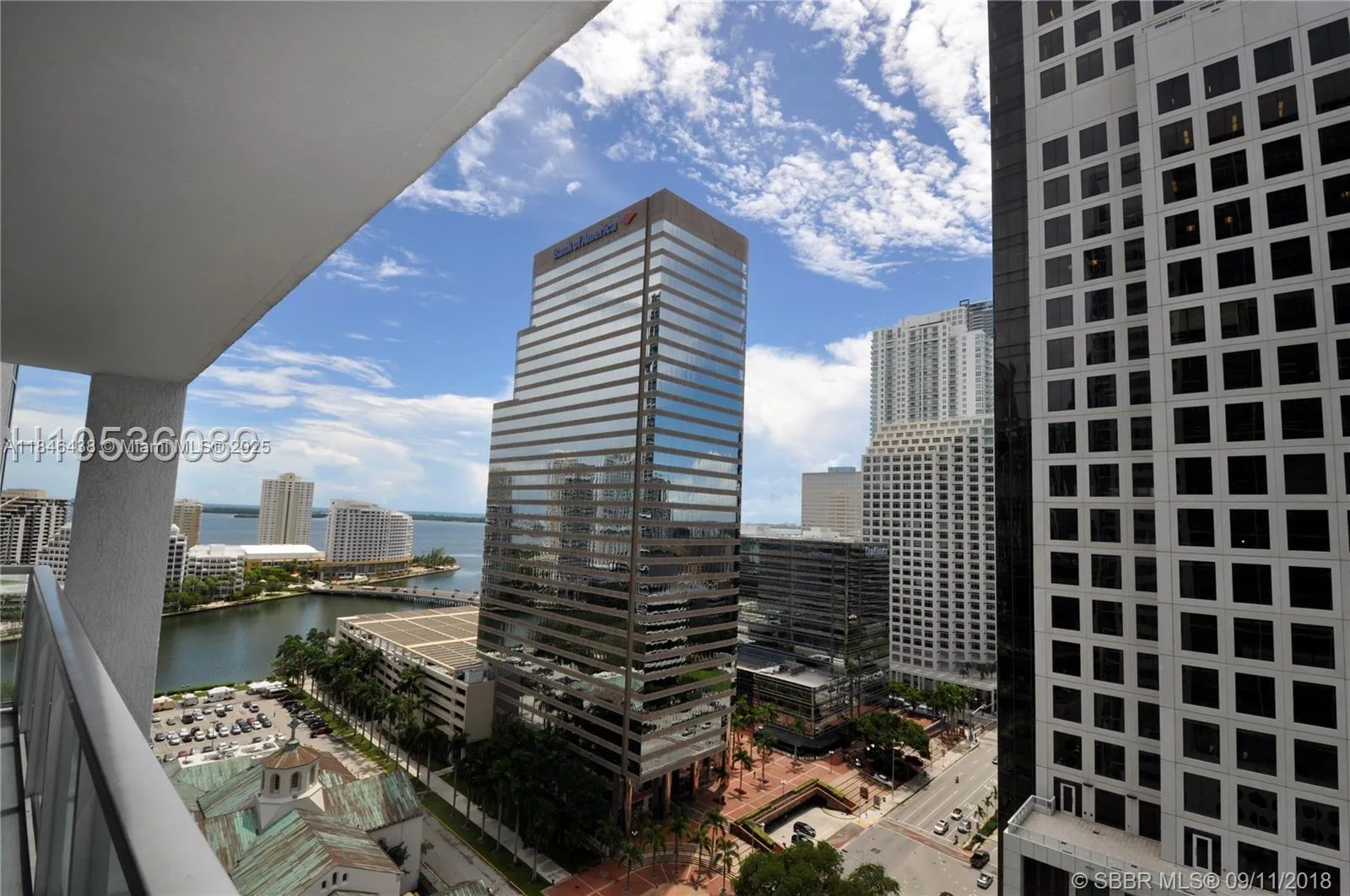 500 Brickell Ave # 2204, Miami, FL 33131 photo 6