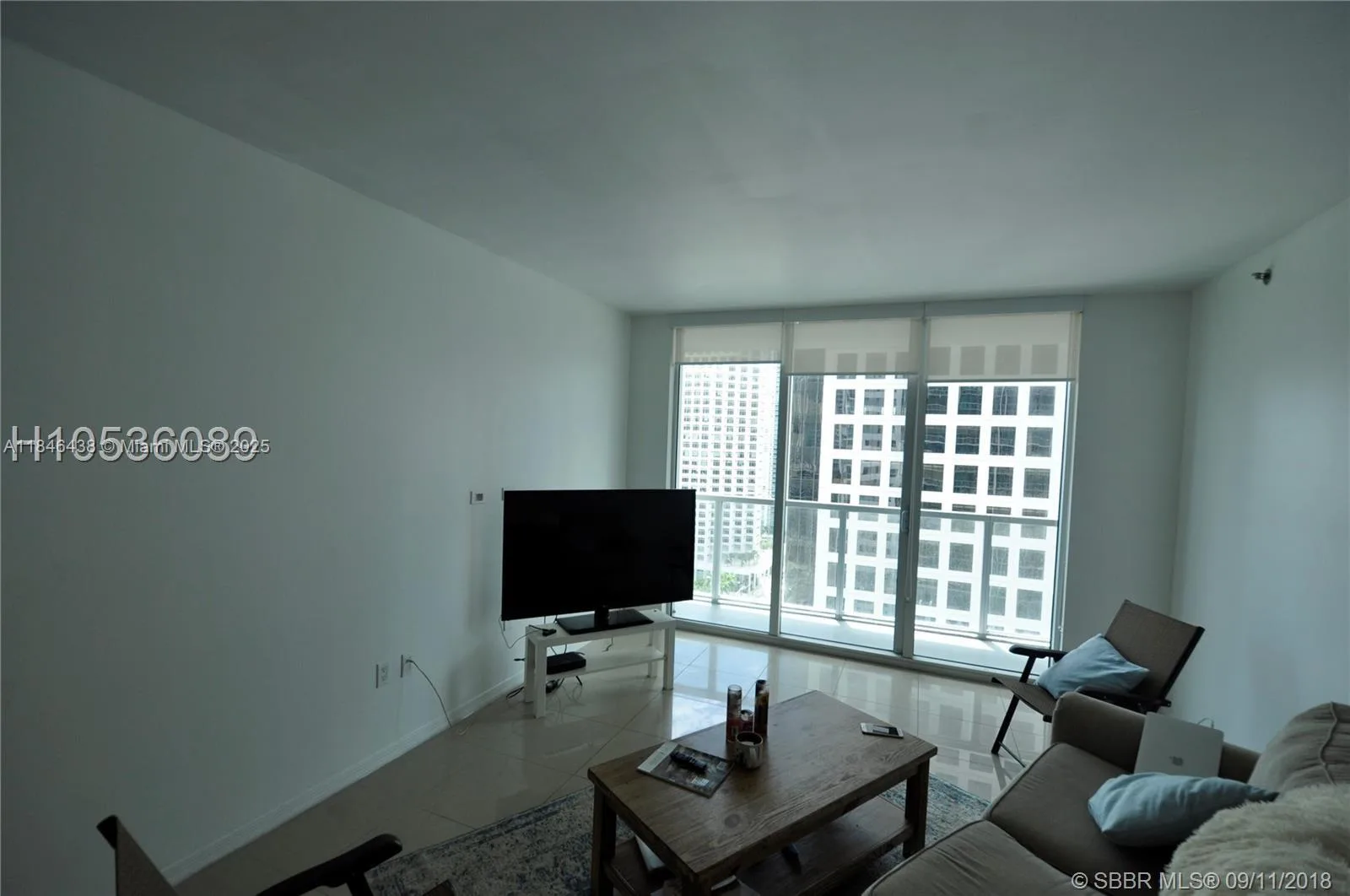 500 Brickell Ave # 2204, Miami, FL 33131 photo 9