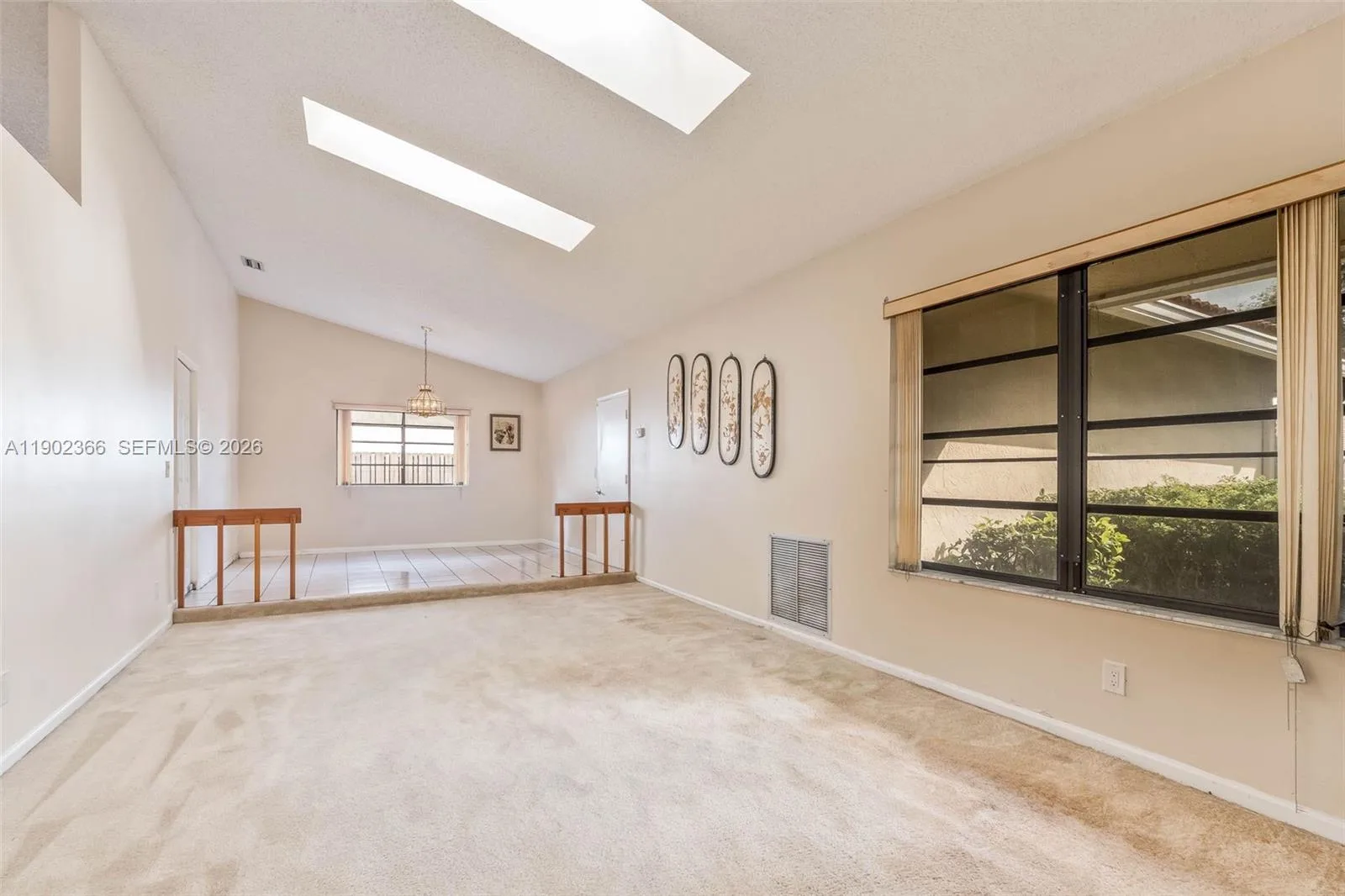5641 Thistledown Ter, Davie, FL 33331 photo 7