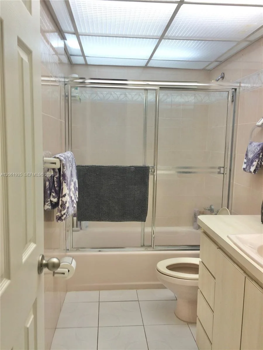 5005 Collins Ave # 518, Miami Beach, FL 33140 photo 8