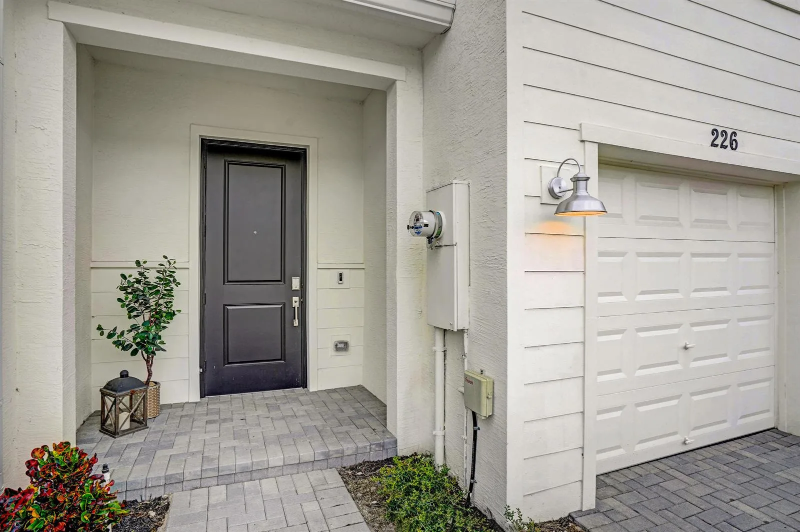 226 SE Woodbark Street, Port St. Lucie, FL 34984