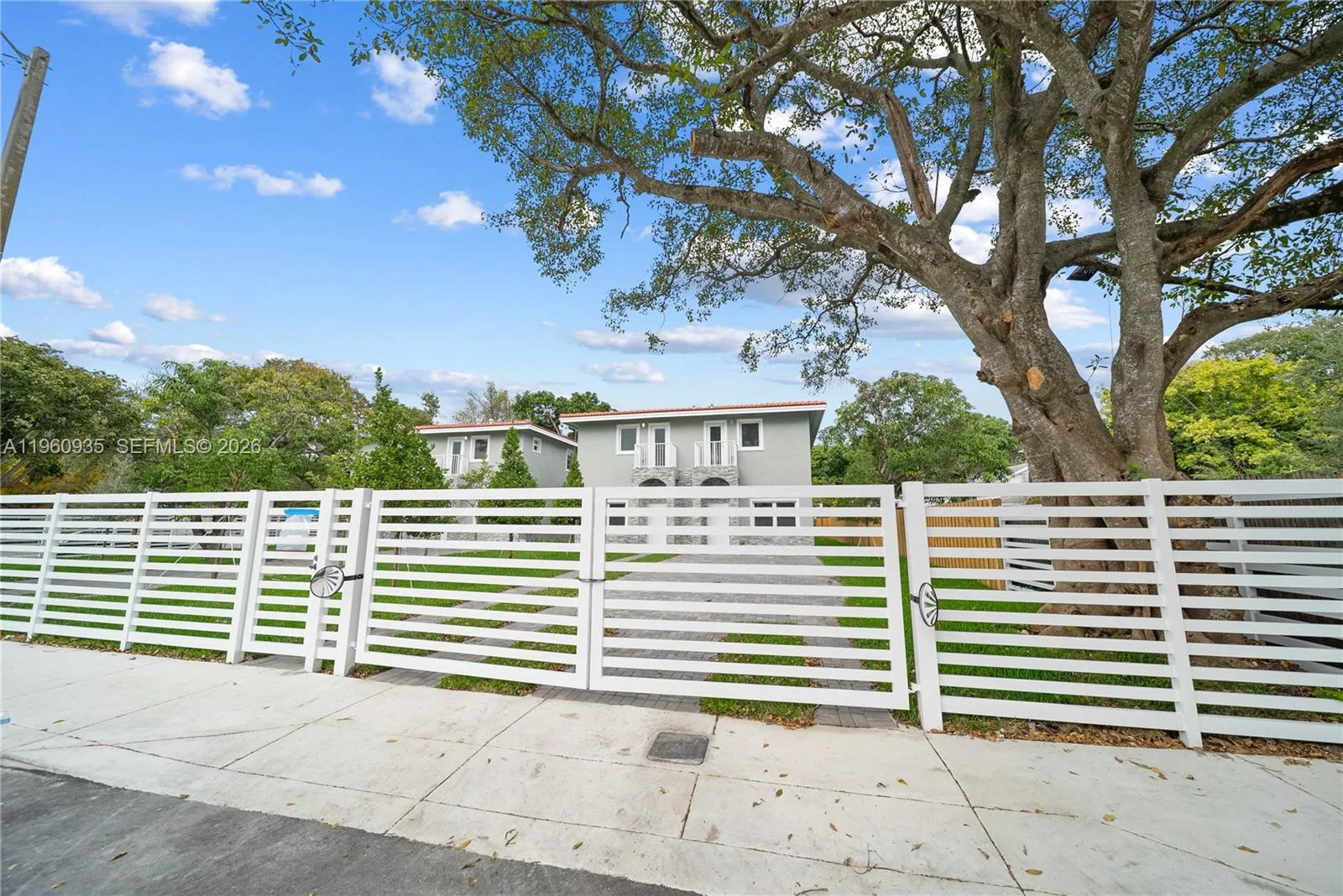 529 NW 56th St, Miami, FL 33127 photo 7