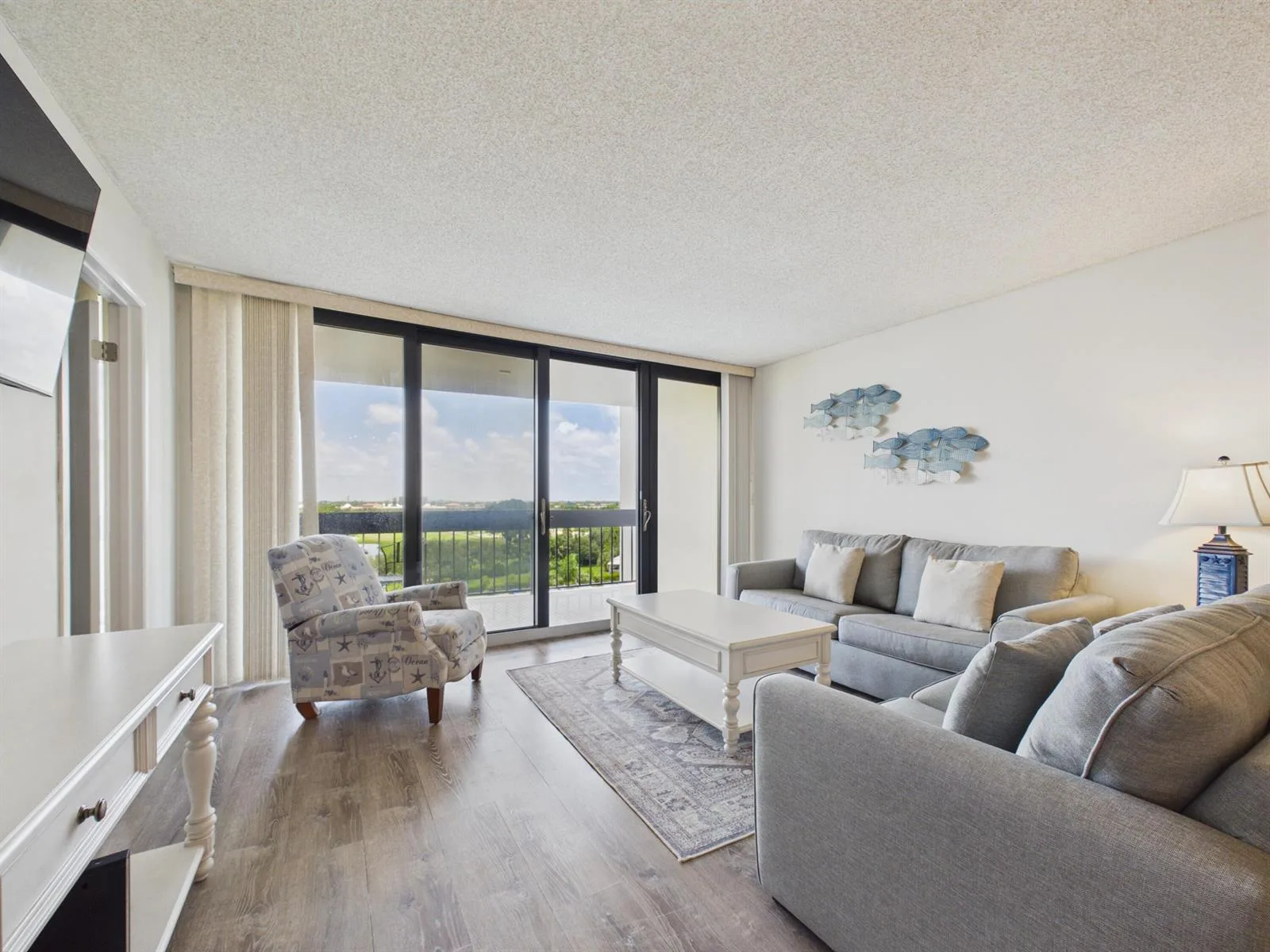 2400 PRESIDENTIAL Way # 704, West Palm Beach, FL 33401