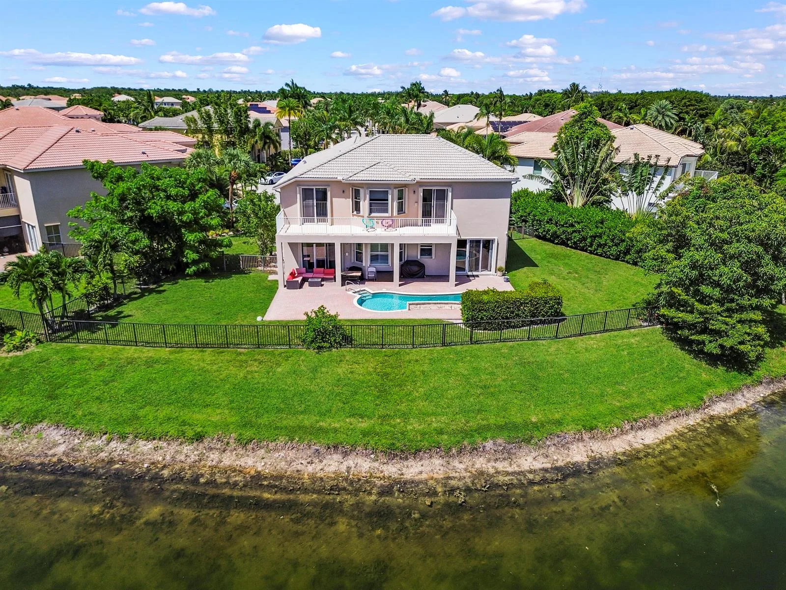 9133 Delemar Court, Wellington, FL 33414 photo 2