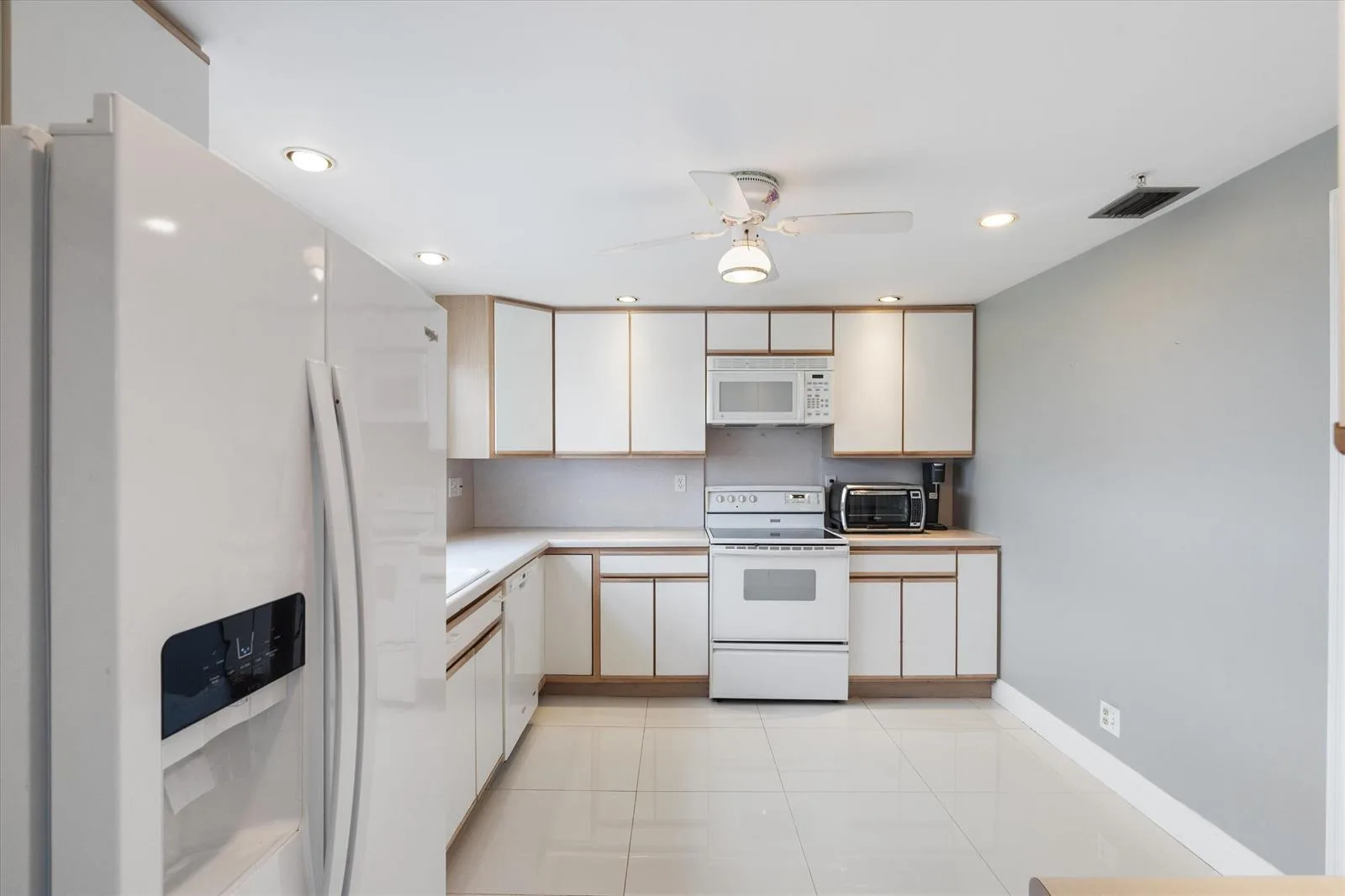 3300 S Ocean Boulevard # 617-c, Highland Beach, FL 33487 photo 4