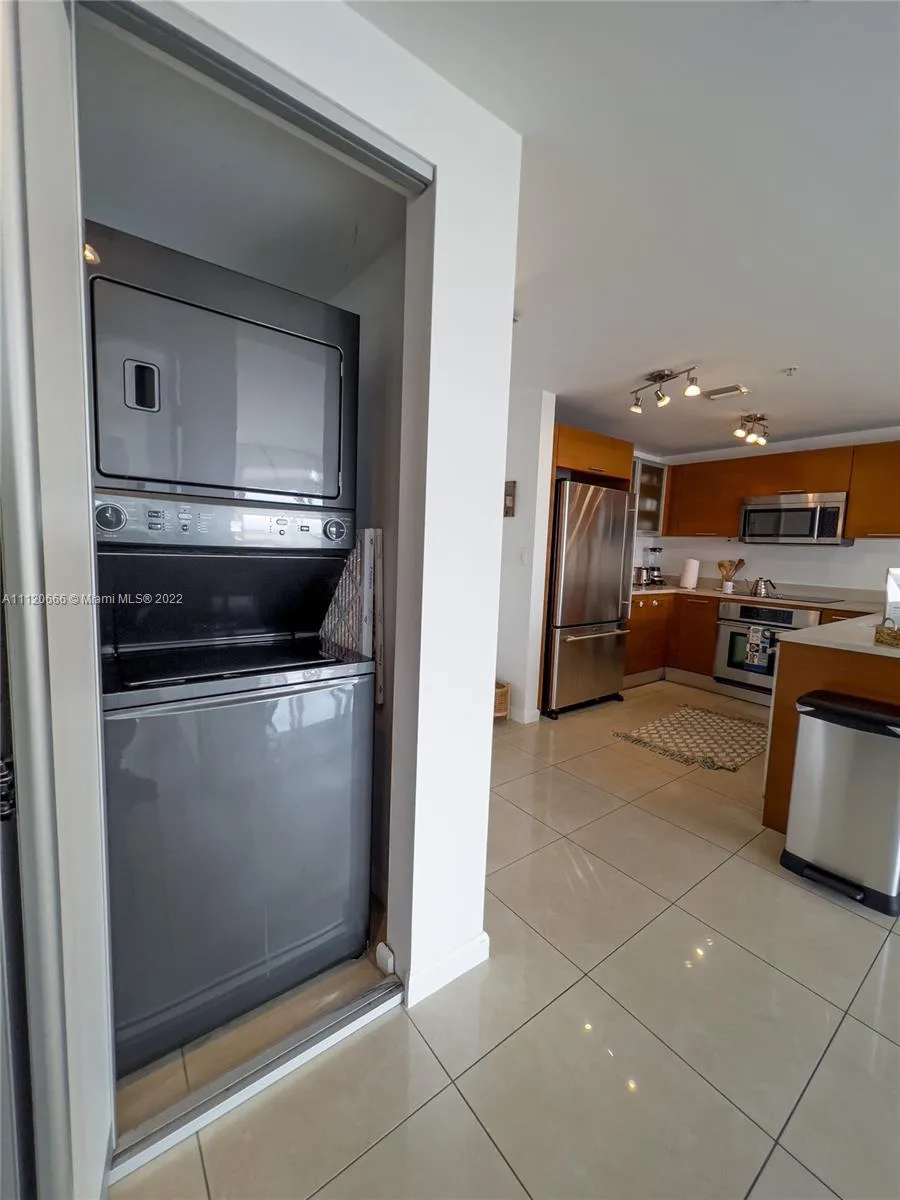 3250 NE 1st Ave # 708, Miami, FL 33137 photo 10