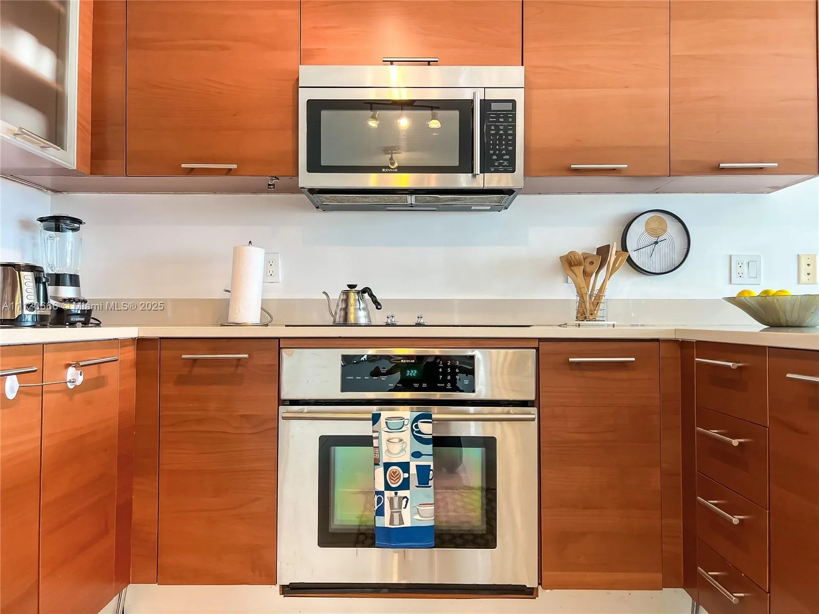 3250 NE 1st Ave # 708, Miami, FL 33137 photo 4