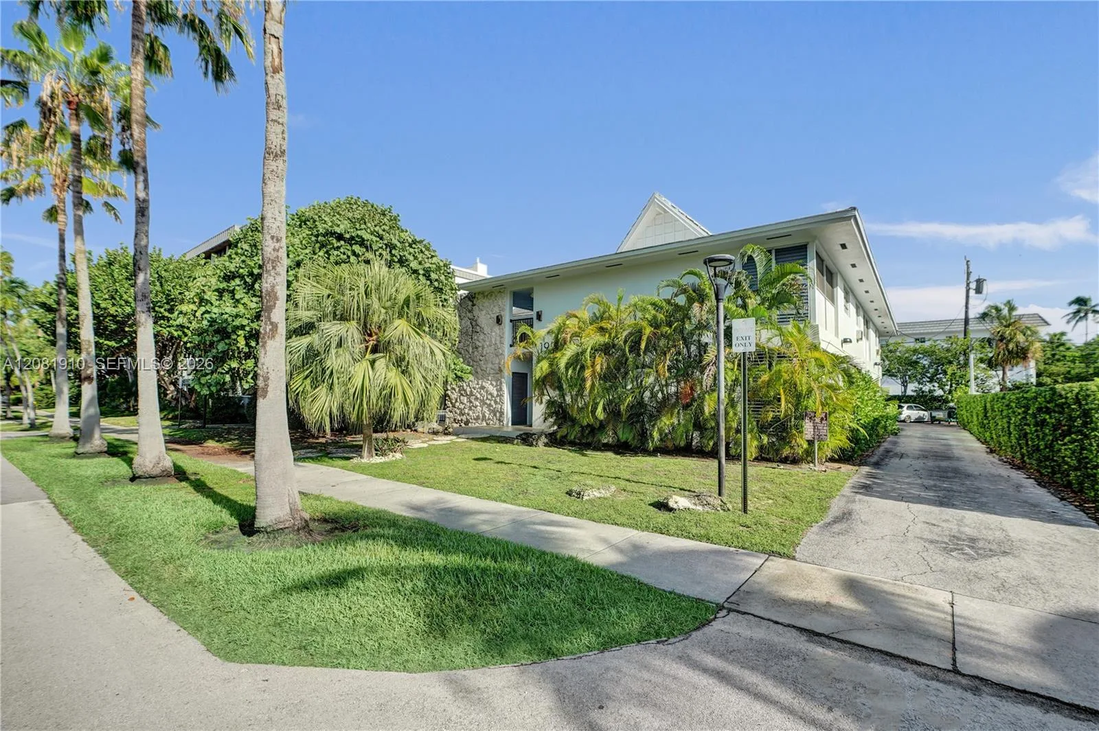 195 Sunrise Dr # 7, Key Biscayne, FL 33149