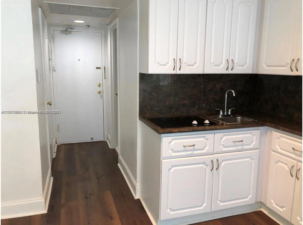 6345 Collins # 732, Miami Beach, FL 33141 photo 4