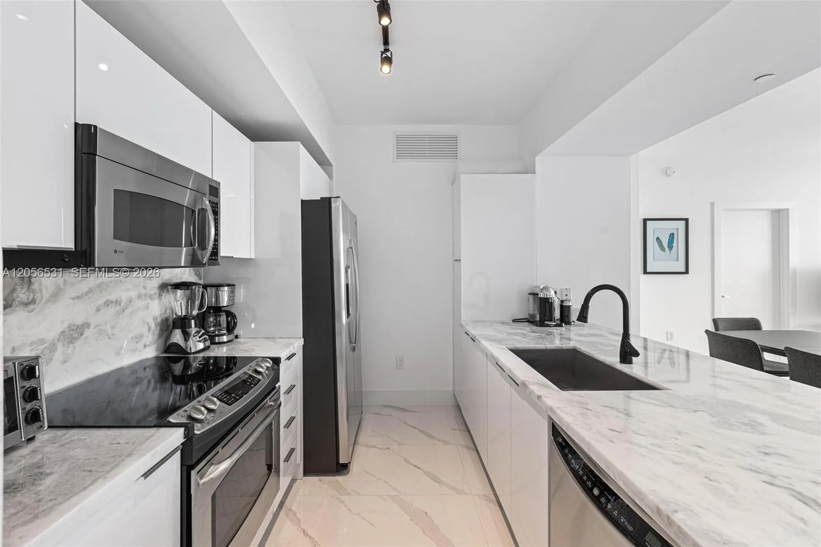 950 Brickell Bay Dr # 2210, Miami, FL 33131 photo 13