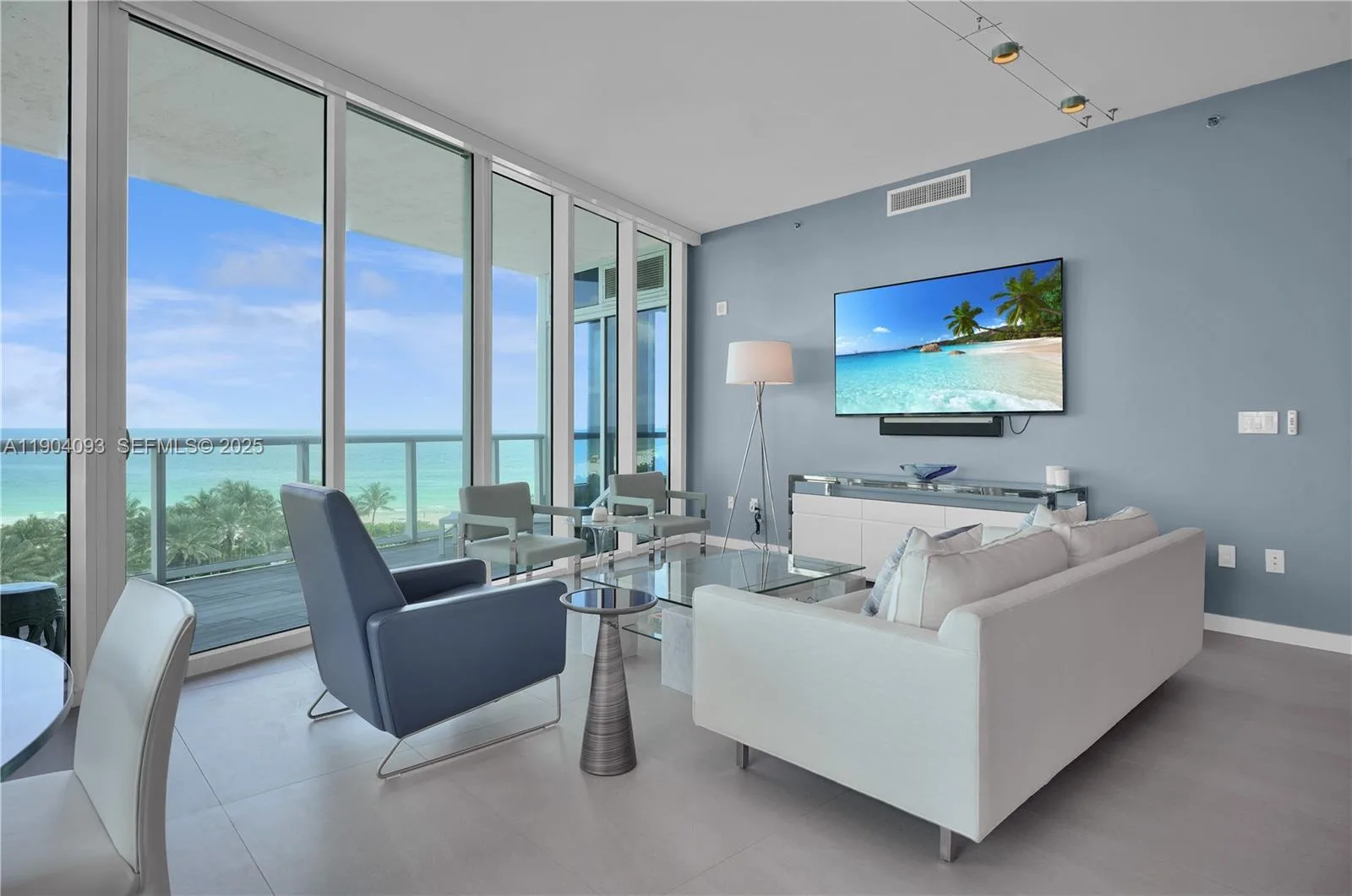 100 S Pointe Dr # 909, Miami Beach, FL 33139 photo 2