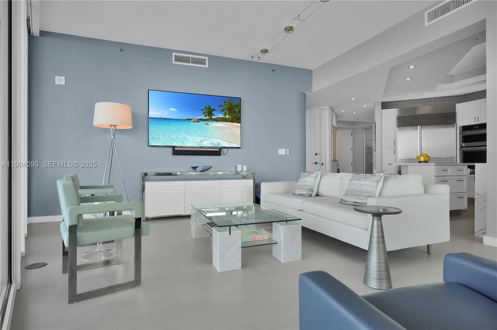 100 S Pointe Dr # 909, Miami Beach, FL 33139 photo 3
