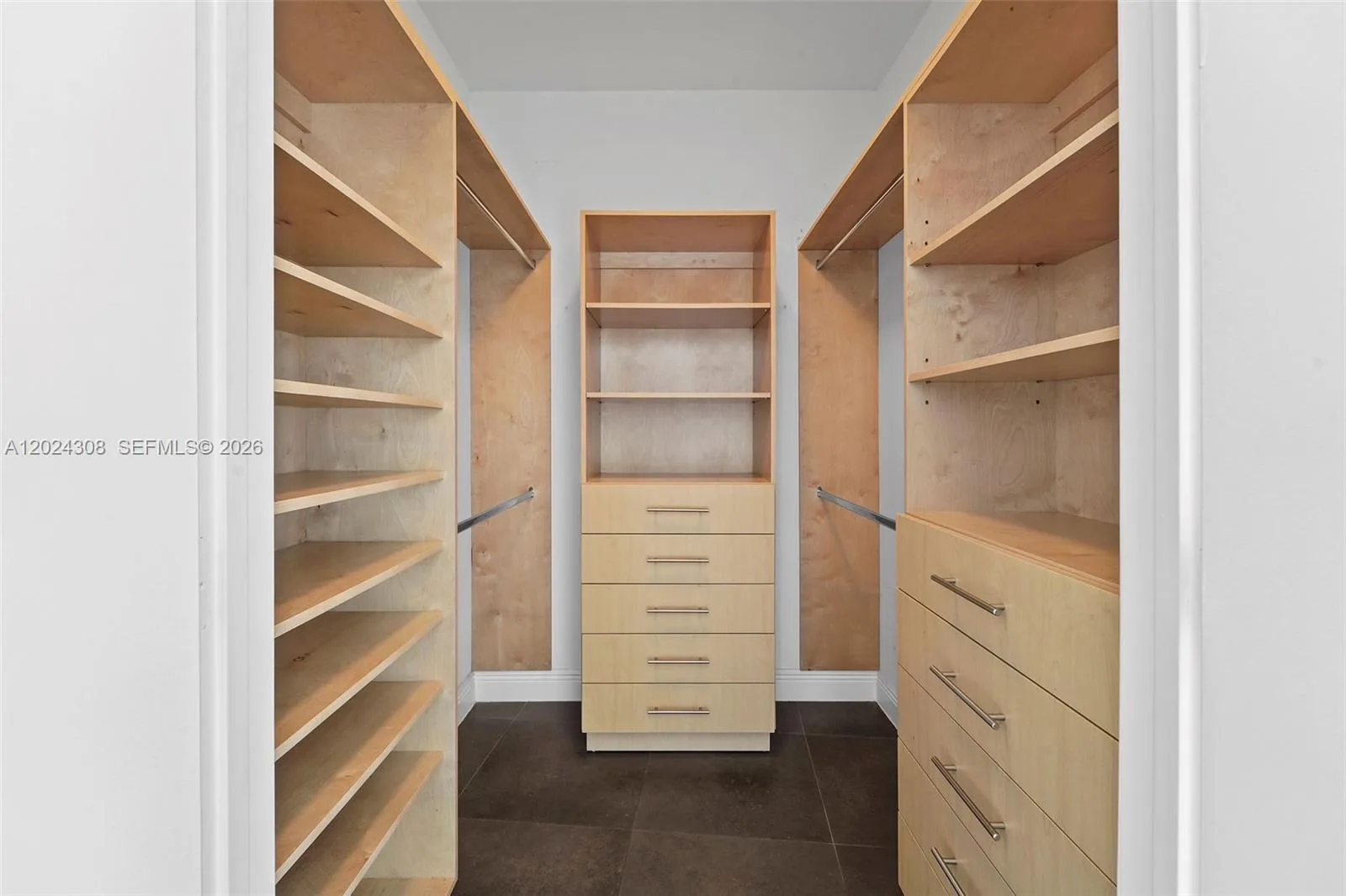 601 NE 36th St # 2710, Miami, FL 33137 photo 8