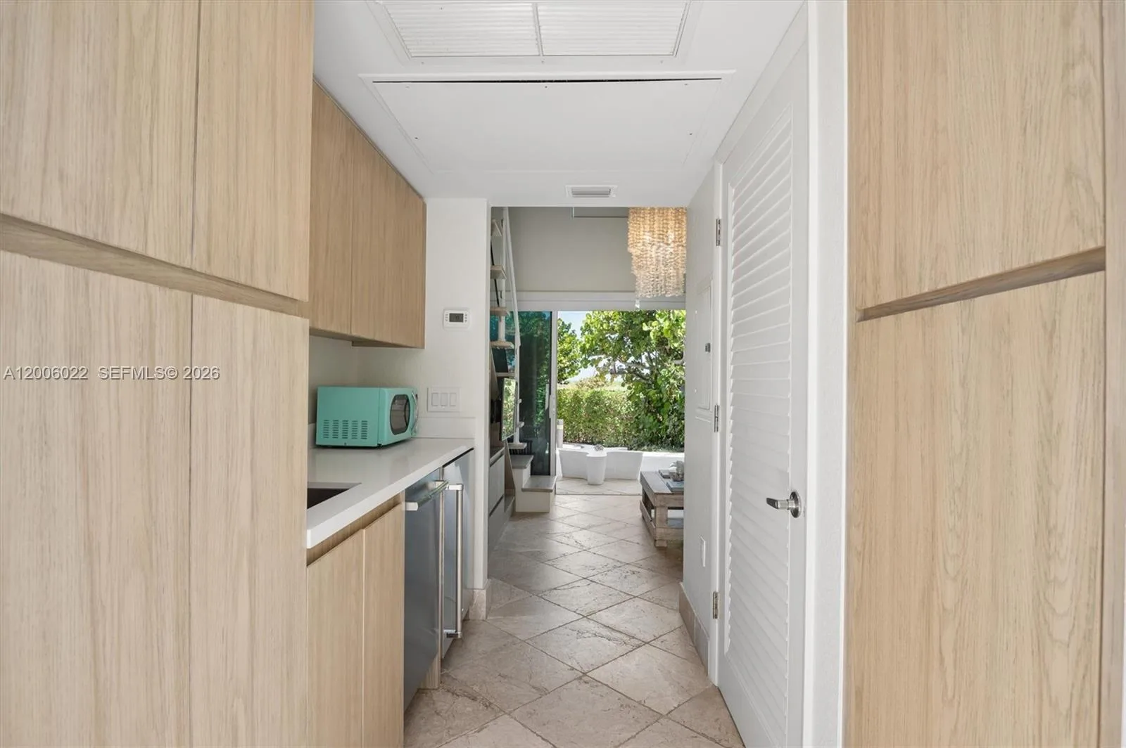 100 S POINTE # CABANA 14, Miami Beach, FL 33139 photo 2