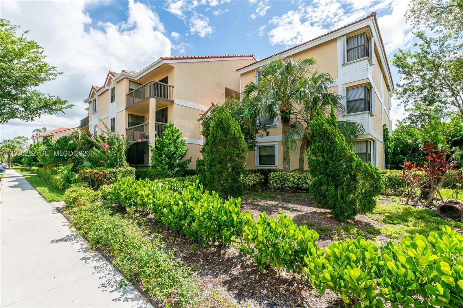 5721 Riverside Dr # 202B5, Coral Springs, FL 33067 photo 3