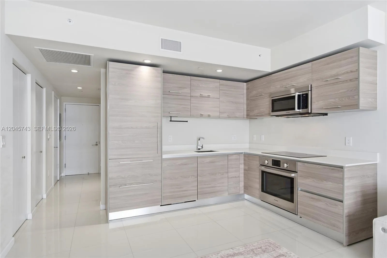 1300 S Miami Ave # 4108, Miami, FL 33130 photo 13