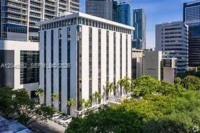 1000 Brickell Ave # 7F, Miami, FL 33131
