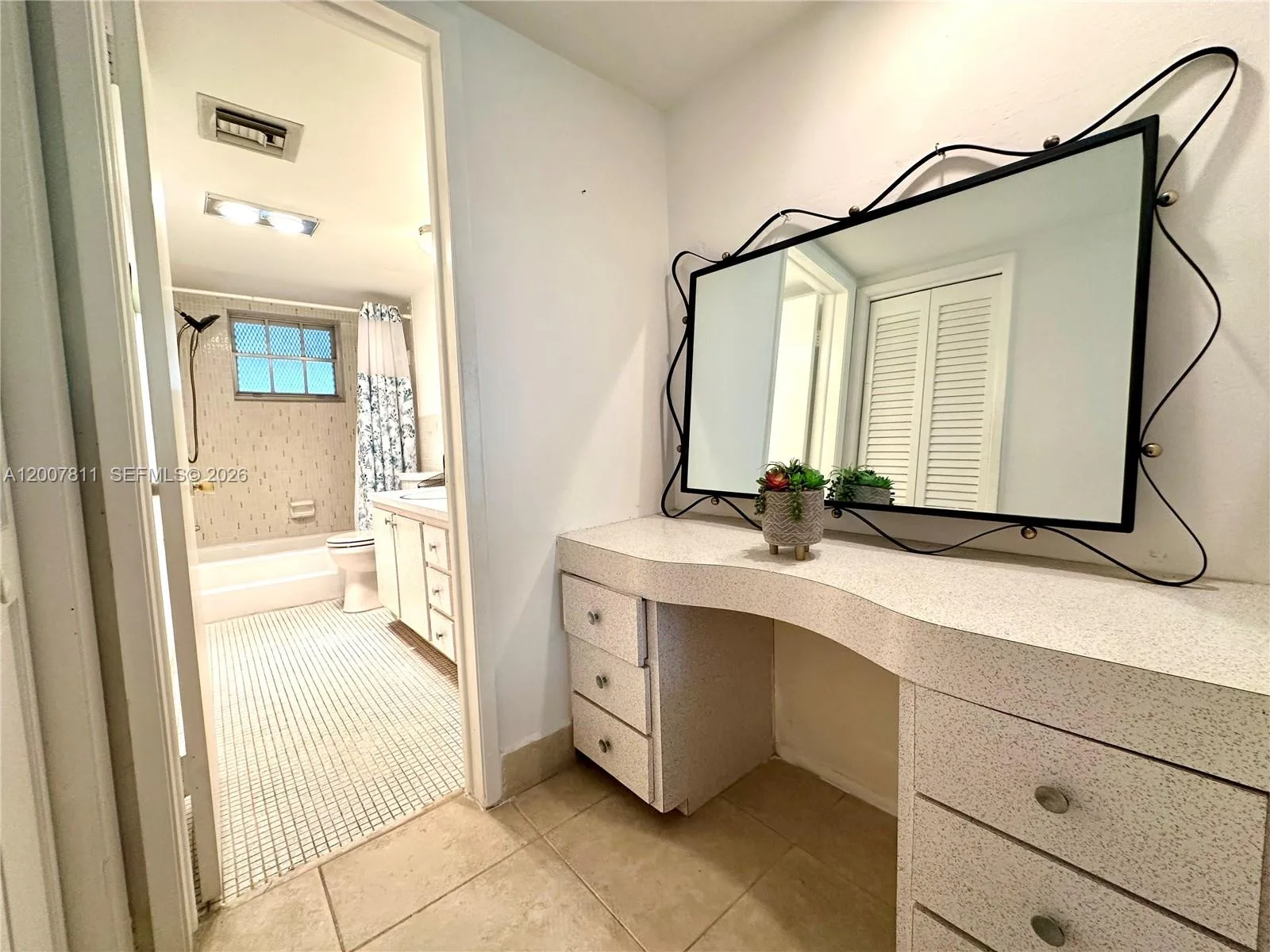 1001 Hillcrest Ct # 306, Hollywood, FL 33021 photo 10