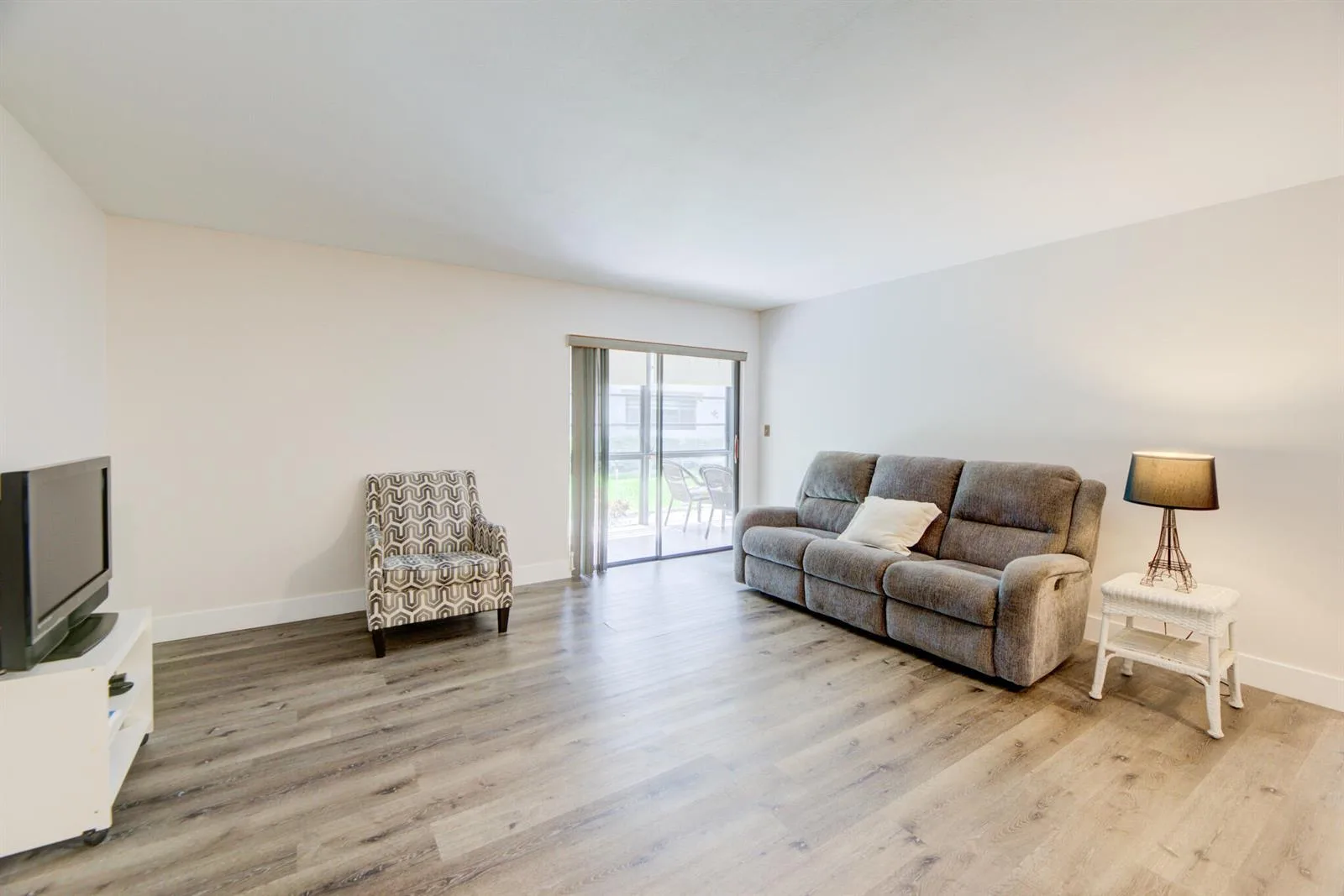 9344 S Belfort Circle # 115-k4, Tamarac, FL 33321 photo 2