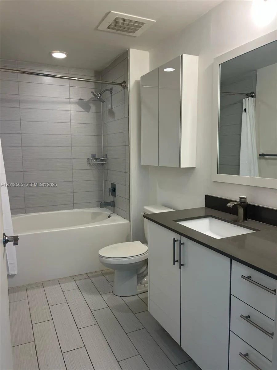 999 SW 1st Ave # 1601, Miami, FL 33130 photo 10