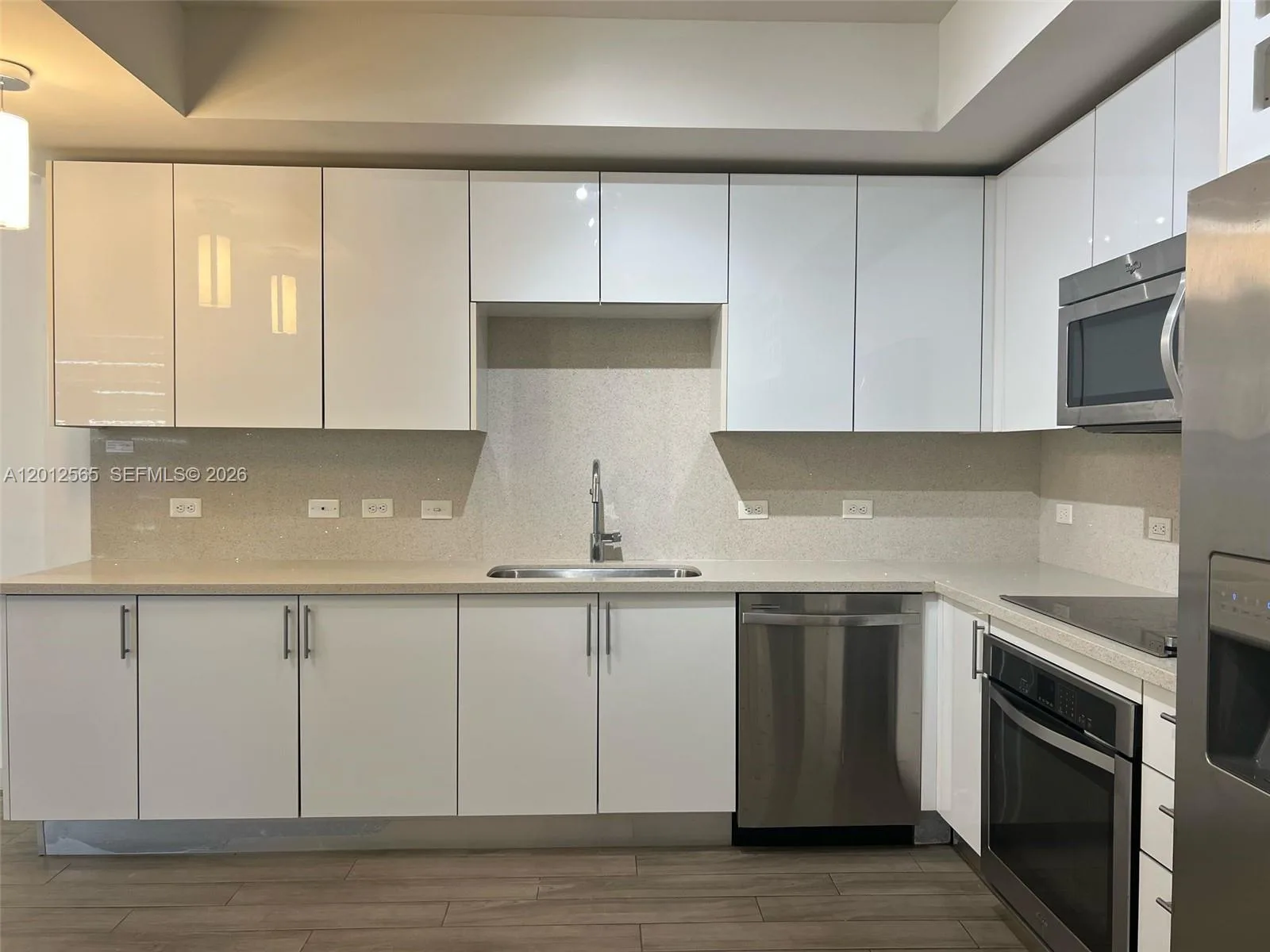 999 SW 1st Ave # 1601, Miami, FL 33130 photo 9