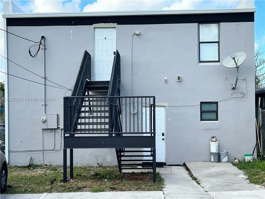2240 Simms St, Hollywood, FL 33020 photo 6