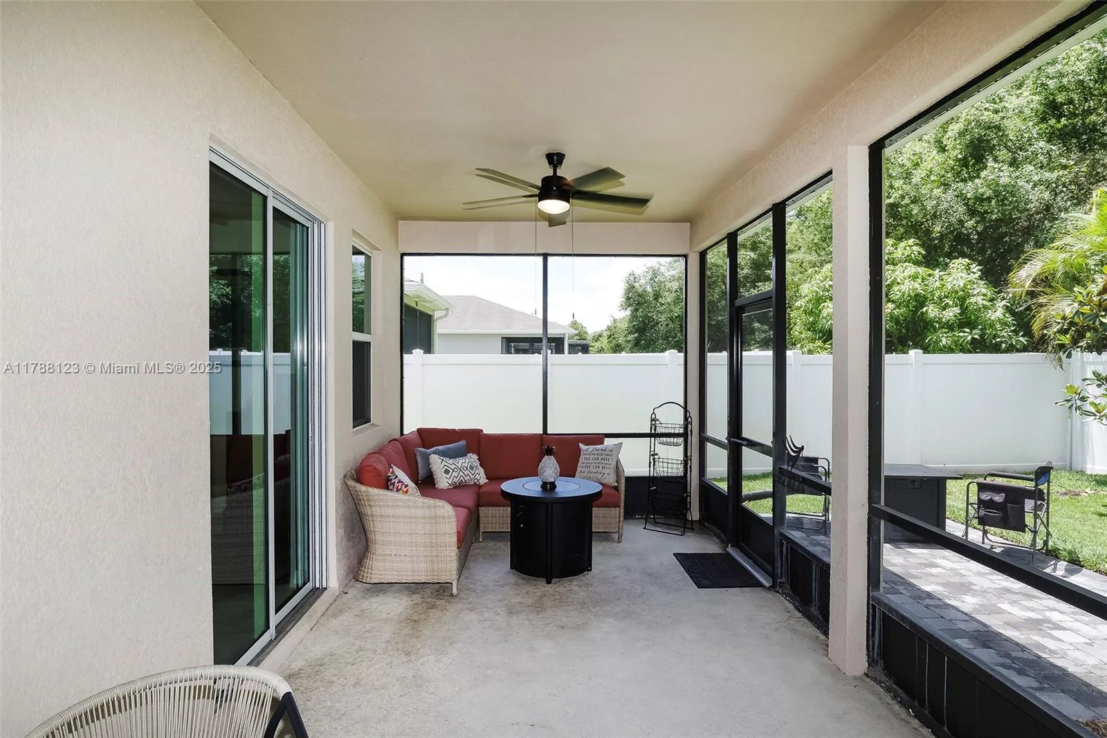 148 Port Royal Ct, Sebastian, FL 32958 photo 5