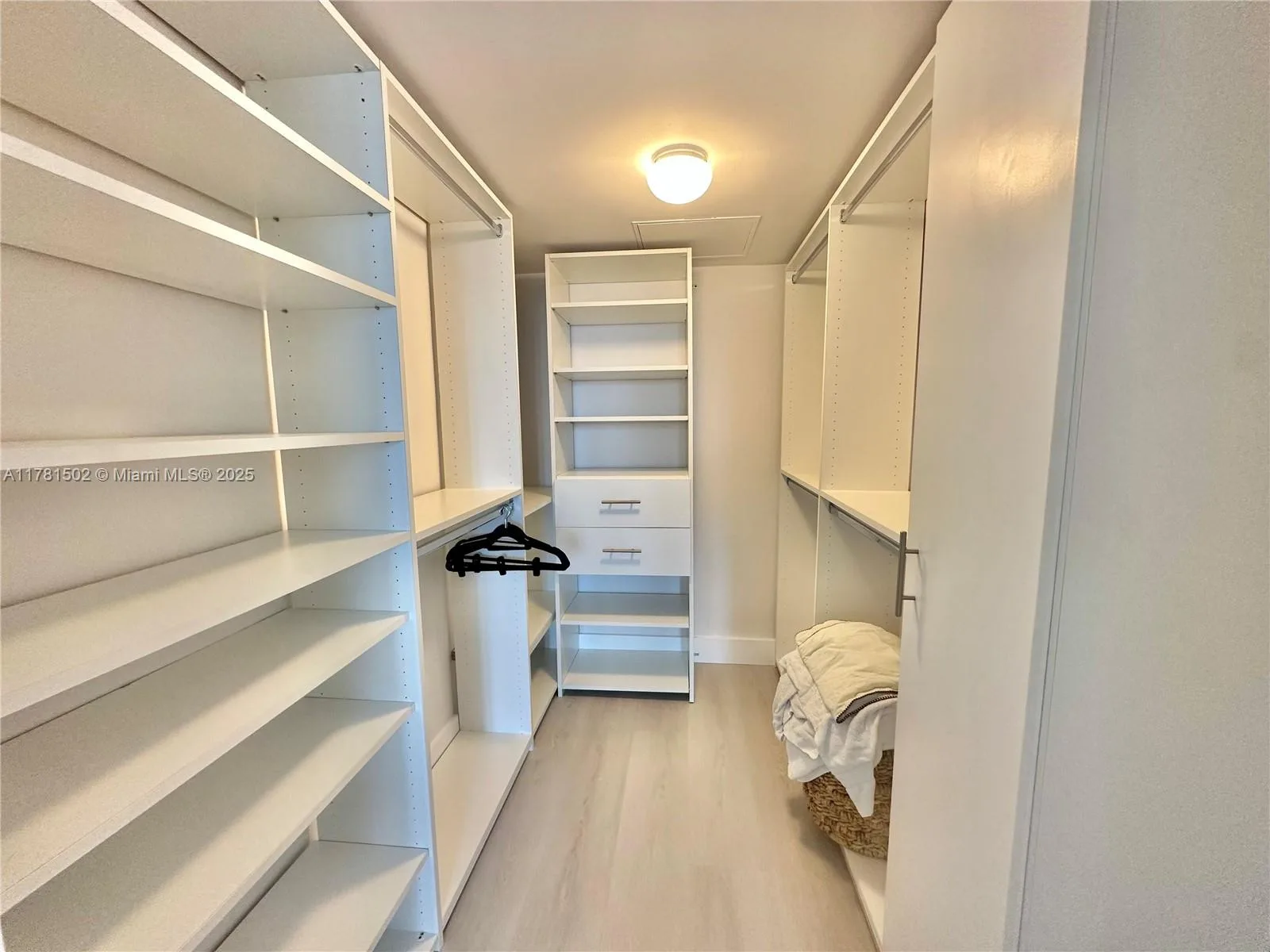 10275 Collins Ave # 429, Bal Harbour, FL 33154 photo 10