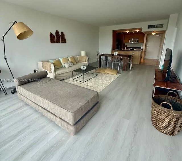 10275 Collins Ave # 429, Bal Harbour, FL 33154 photo 2