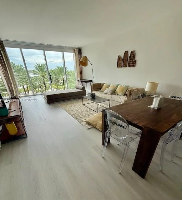 10275 Collins Ave # 429, Bal Harbour, FL 33154 photo 3
