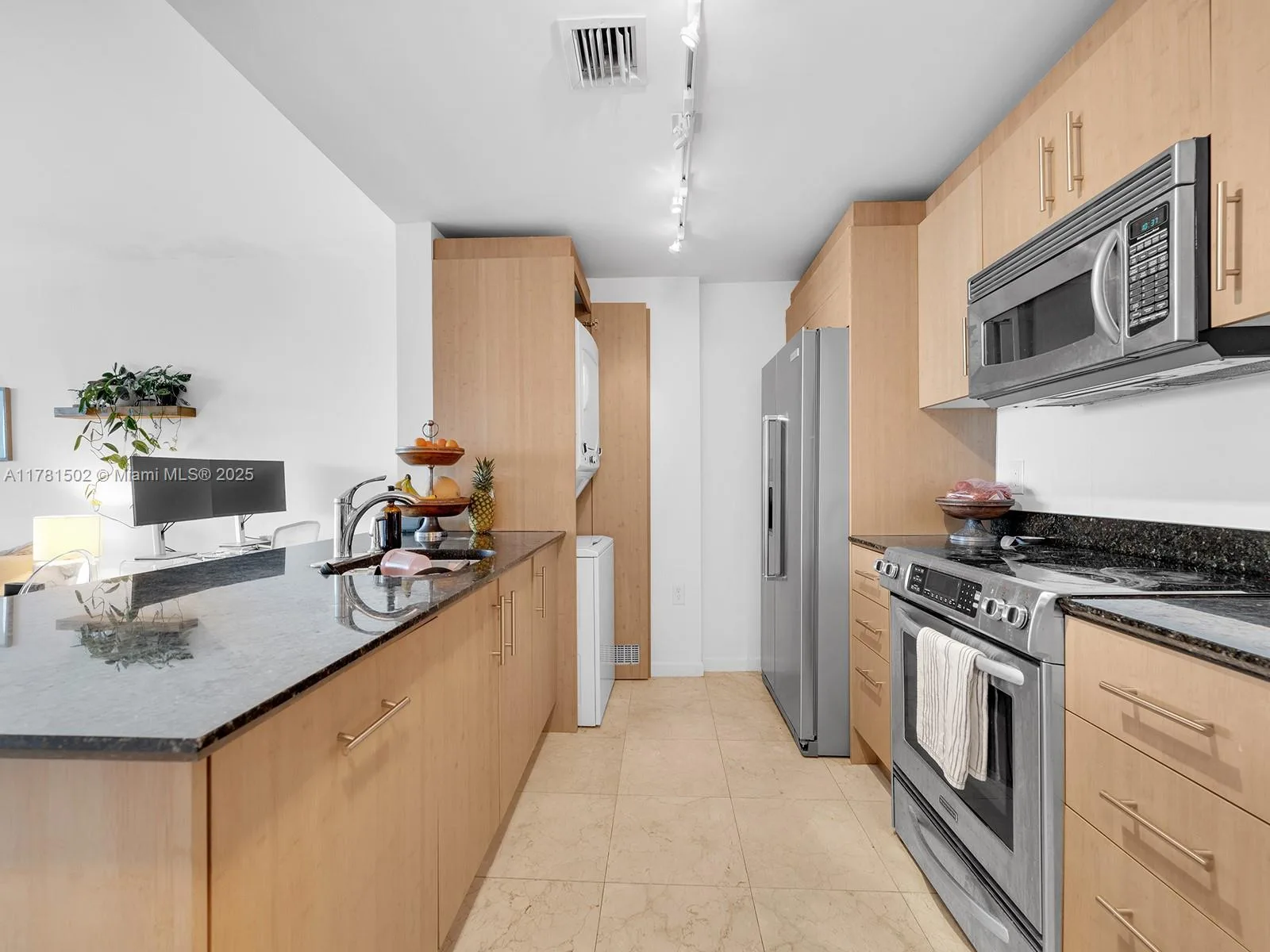 10275 Collins Ave # 429, Bal Harbour, FL 33154 photo 7