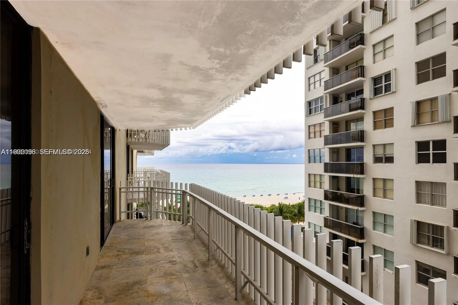6061 Collins Ave # 7D, Miami Beach, FL 33140 photo 2