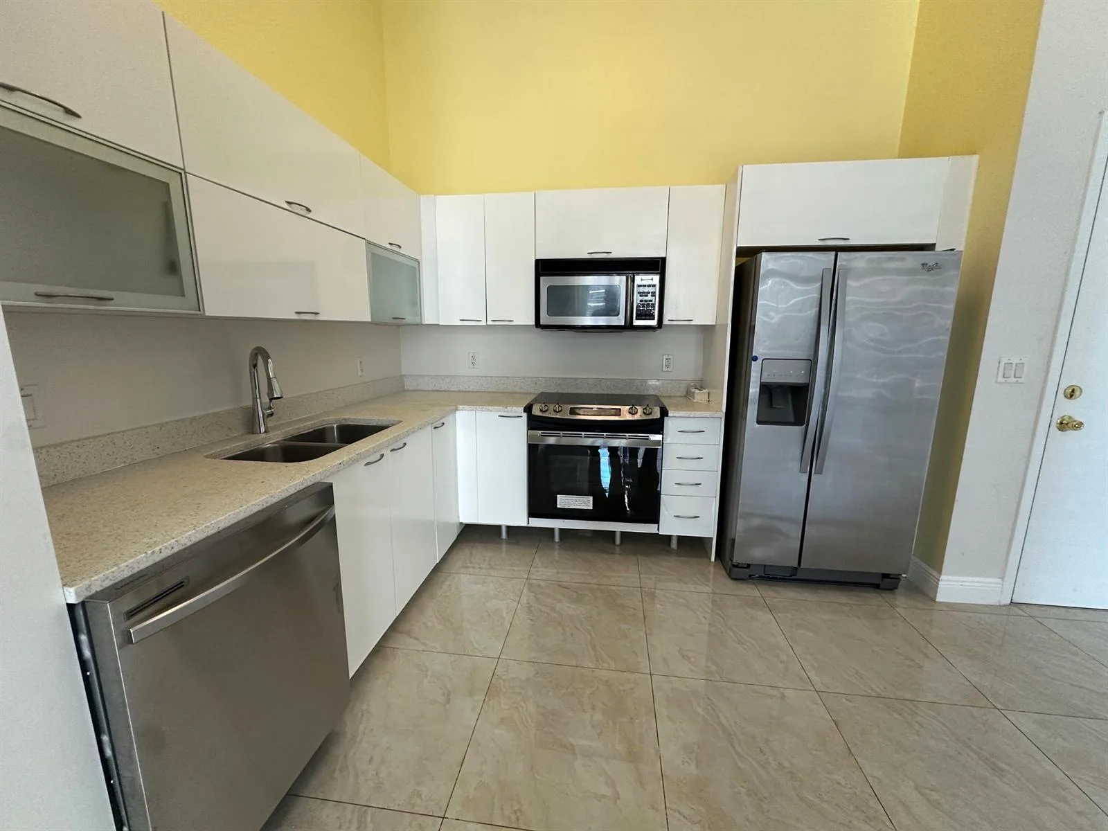 234 NE 3rd Street # Uph06, Miami, FL 33132 photo 5