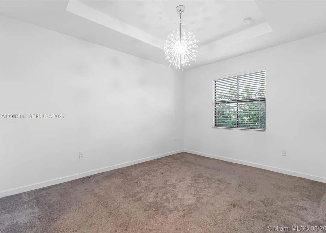 10301 W 32nd Ln, Hialeah, FL 33018 photo 12