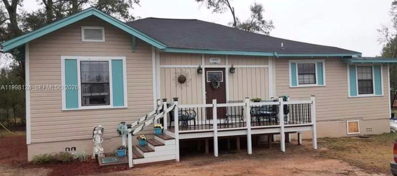 1005 Lakewood road, Other City - In The State Of Florida, FL 32507 photo 2
