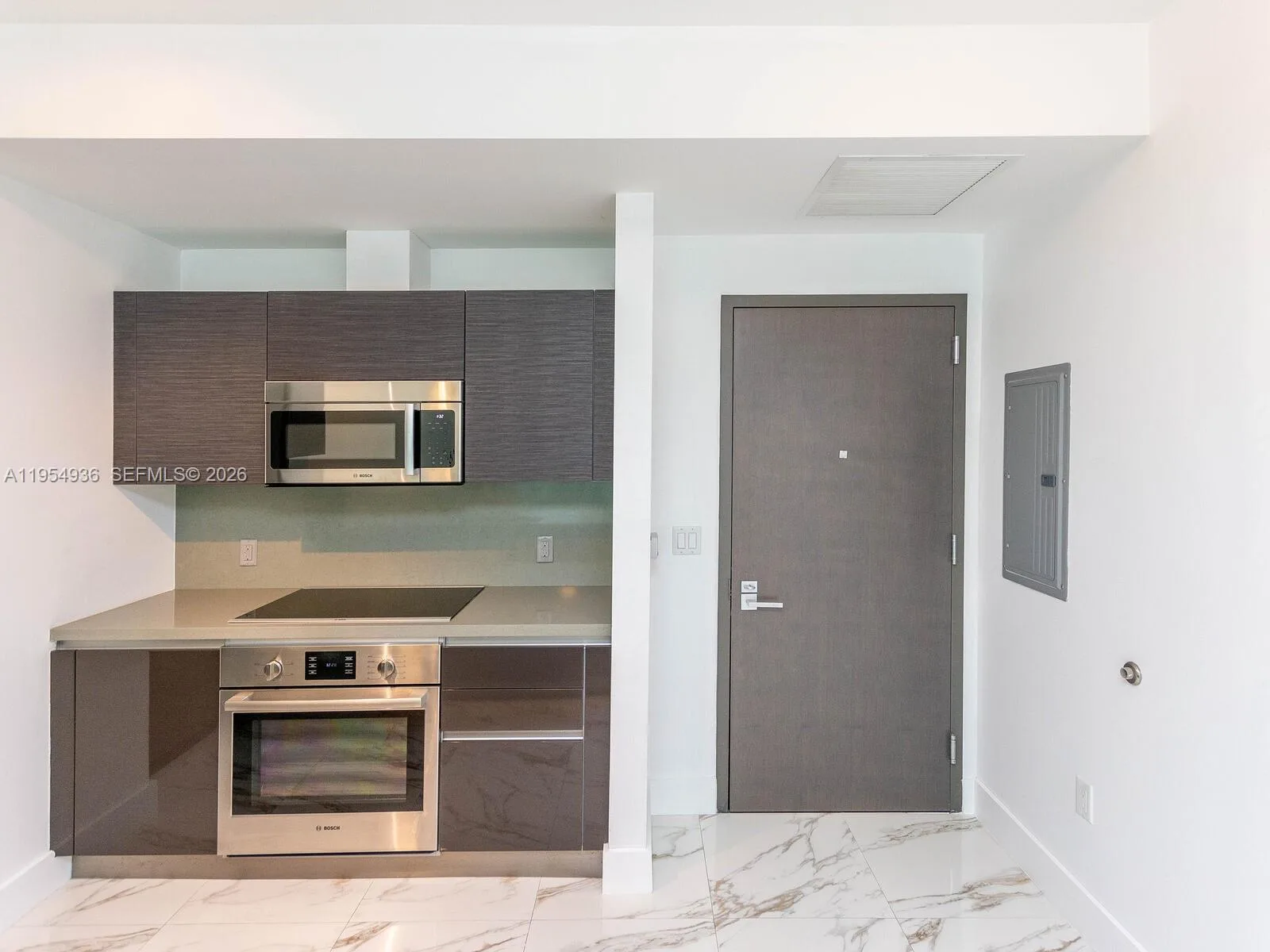 1080 BRICKELL AVE # 1704, Miami, FL 33131 photo 2