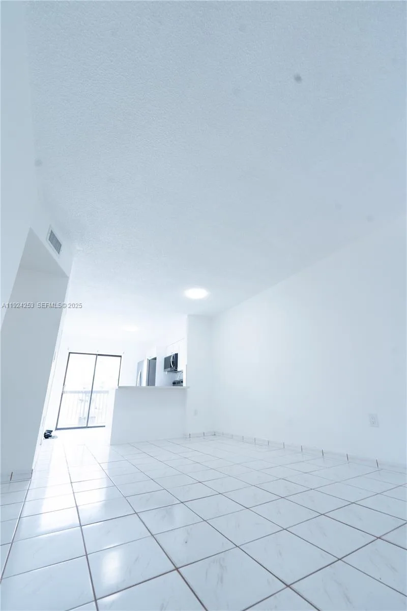 5300 W 21st Ct # 311, Hialeah, FL 33016 photo 5