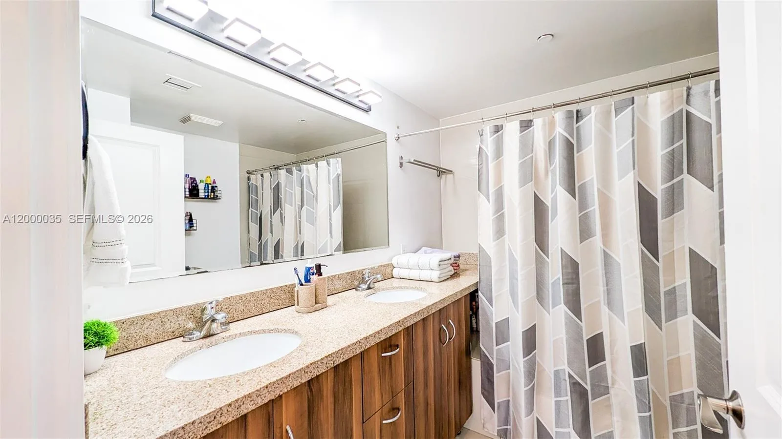 601 NE 23rd St # 1605, Miami, FL 33137 photo 12